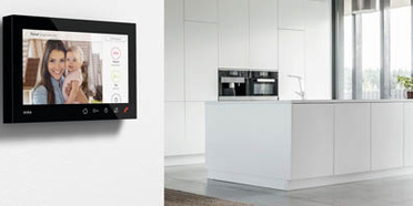 Gira Wohnungsstation bei Elektro Schmid in Roding