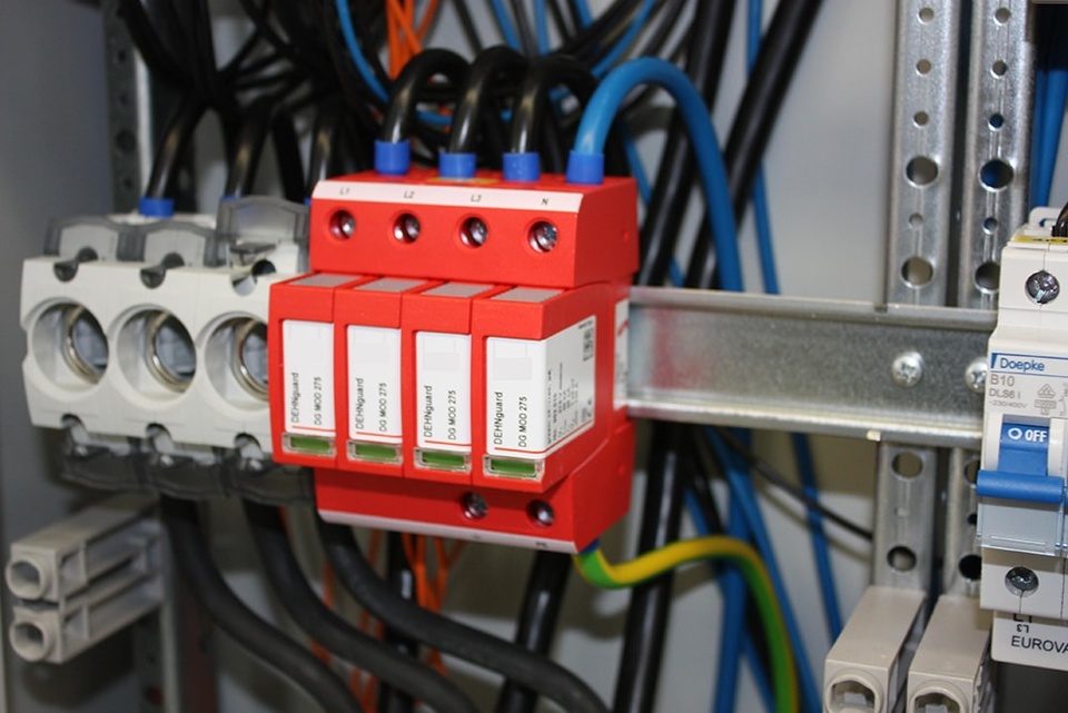 U berspannungsschutz bei Elektro Schmid in Roding